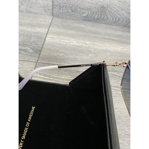 Prive Revaux Casino Nights Polarized Sunglasses Gold/Blue.One Size - Picture 4 of 10